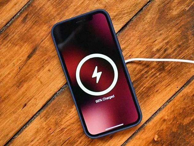 平山苹果手机维修分享iPhone 12可以随便充电吗 